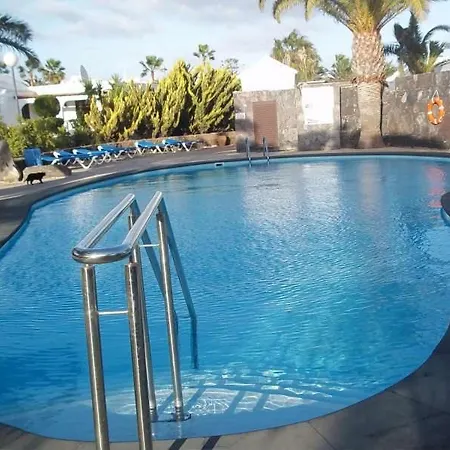 Sleeps 5 Pool Wifi * Costa Teguise