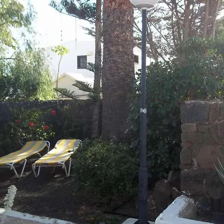 Sleeps 5 Pool Wifi Costa Teguise