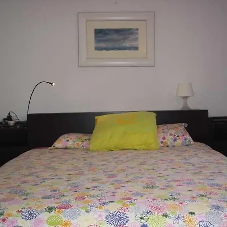 Sleeps 5 Pool Wifi
