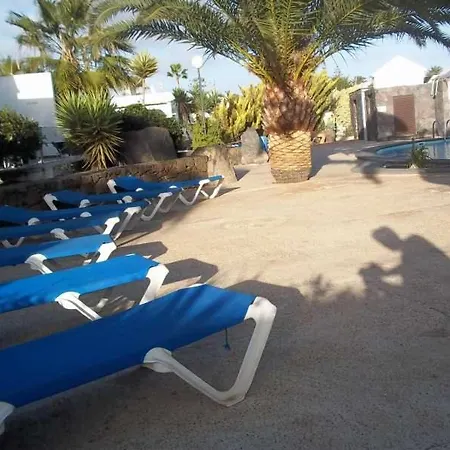 Sleeps 5 Pool Wifi Costa Teguise