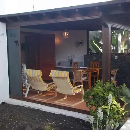 Sleeps 5 Pool Wifi Costa Teguise